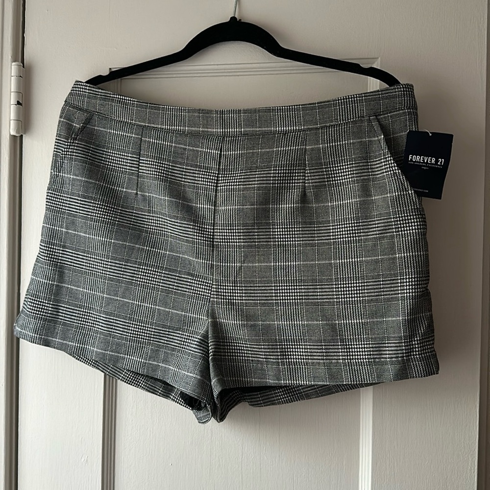 NWT Forever 21 Plaid Shorts w/ Pockets